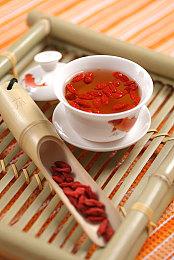 《漫威蜘蛛侠2》总监：从第一天起这就是个单机游戏